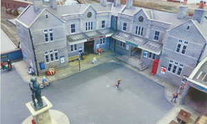 RSME OO Gauge Layout Station Forecourt